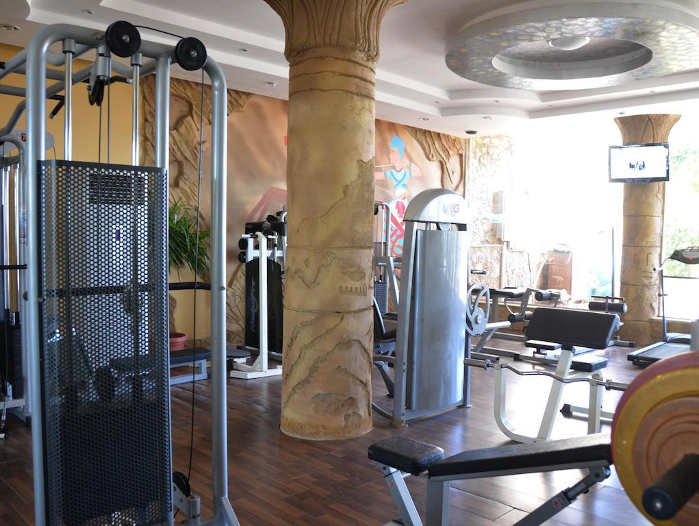 Queen Sharm Aqua Park Hotel Extérieur photo