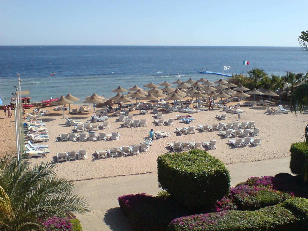 Queen Sharm Aqua Park Hotel Extérieur photo