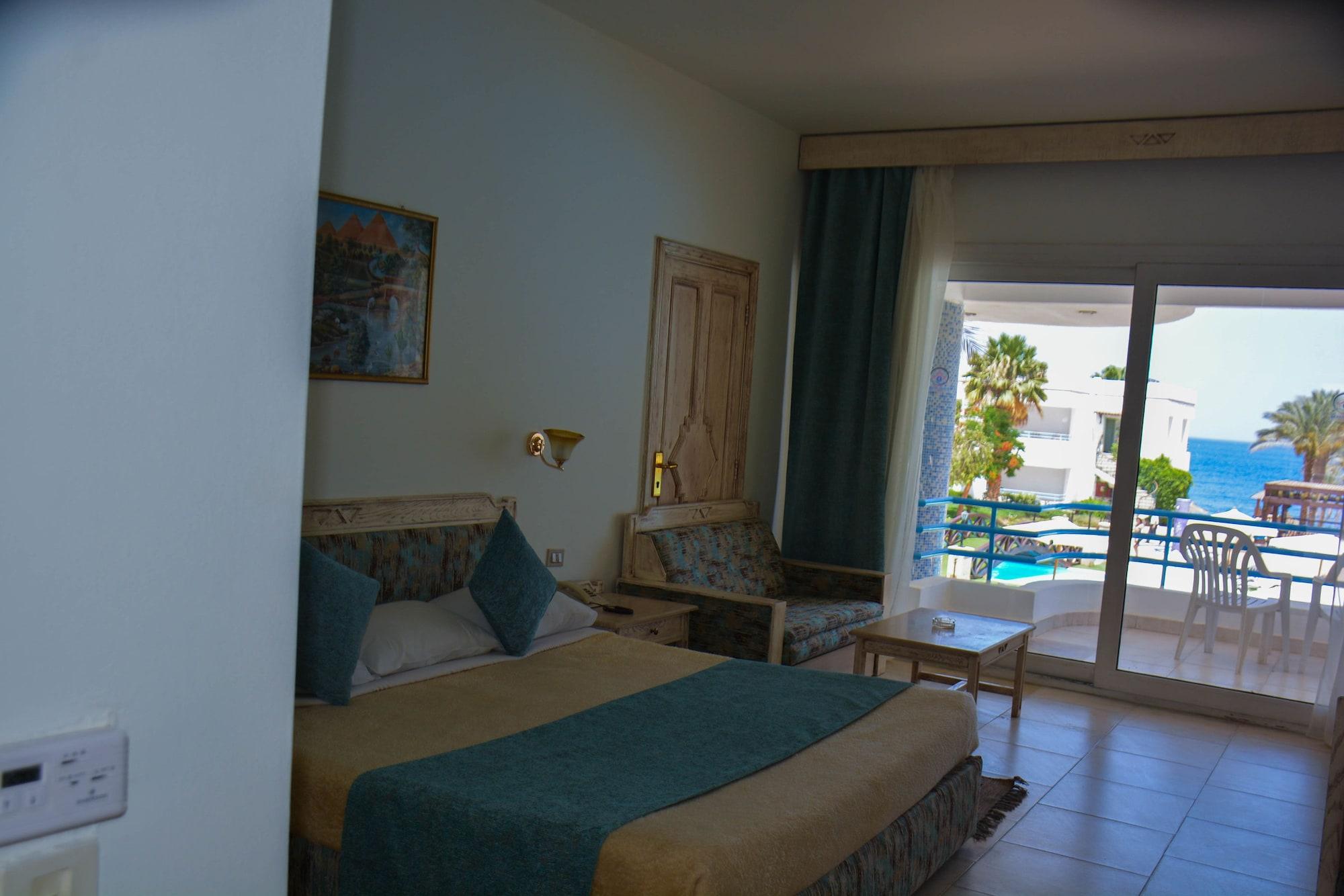 Queen Sharm Aqua Park Hotel Extérieur photo
