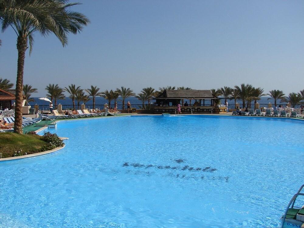 Queen Sharm Aqua Park Hotel Extérieur photo